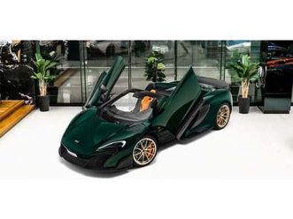 mclaren 675lt 3.8l v8 twin-turbocharged engine
