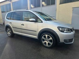 volkswagen touran crosstouran 7-sitze+ahk+navi+euro5+6-gang +stz
