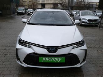 toyota corolla hybrid 1.8 flame x-pack e-cvt fl
