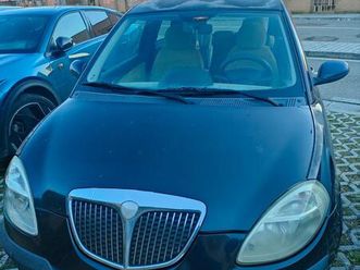 lancia y 1.2 benzina