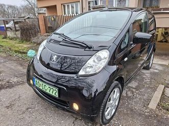 peugeot ion active cvt kitűnő állapot. 92%-os akkuval. friss nagyszerviz