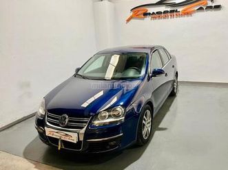 volkswagen - jetta 1.6 tdi 105cv advance bluemotion tech