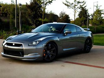 nissan gt-r r35 3.8 v6 bi.turbo abril/09