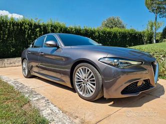 alfa giulia 2.2 at8 q2