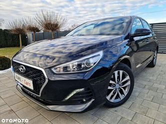 hyundai i30 blue 1.4 yes gold