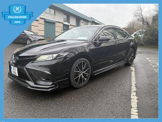 toyota camry 2.5 6aa-axvh70 hev 4dr a
