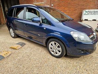 1.6 16v design euro 5 5dr (snav)