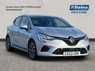 2022 renault clio clio 1.0 tce 90 iconic edition 5dr hatchback hatchback petrol manual
