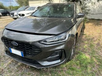 - focus sw 1.0 ecoboost h st-line design 125cv powershift