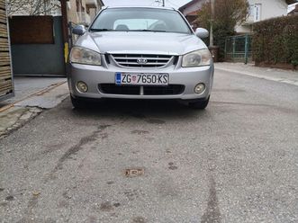 kia cerato 1.6 benzin plin reg 1 god može zamjena