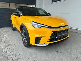 lexus lbx lbx 1,5 hev emotion + tech