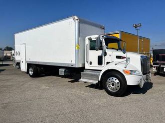 2020 peterbilt 337 26’ box truck cdl required air ride alum liftgate