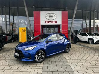toyota yaris 1.5 hybrid teamplayer comfort-paket,kamera