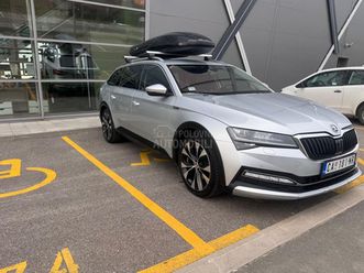 škoda superb scout