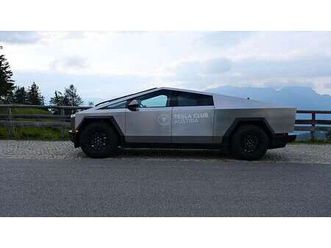 tesla tesla cybertruck jetzt neu bestellen. dual moto...