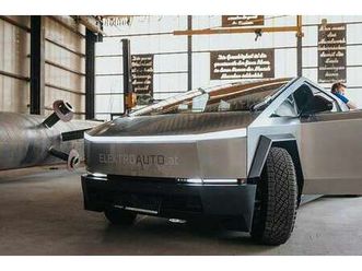 tesla tesla cybertruck