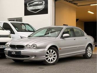 jaguar x-type 2.5i v6, 196ch, très bon état