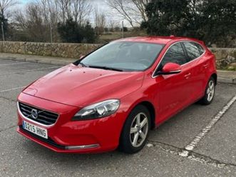 volvo - v40