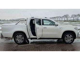 mercedes-benz - clase x