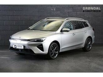 luxury / skinn / 360 kam / adapt cruise / ++