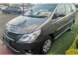2013 toyota innova 2.7 vvti petro 7 seater