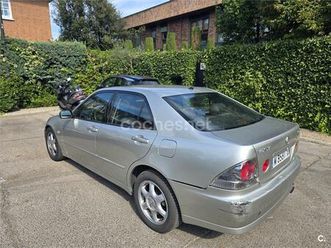 lexus is200 2.0 auto luxury techo solar