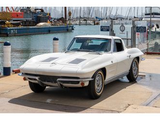 1963 chevrolet corvette sting ray (c2) coupe split window