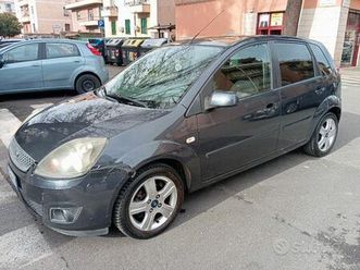 ford fiesta 1200 titanium