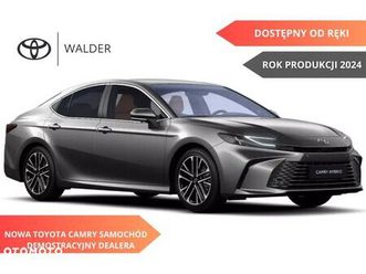 toyota camry 2.5 hybrid dynamic force executive e-cvt