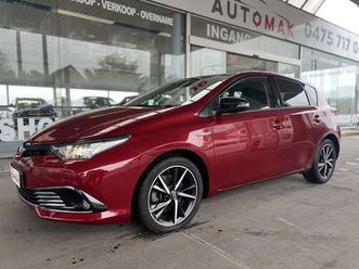 auris hev 1.8i hsd black edition e-cvt