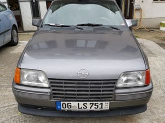 opel kadett 1.6i cabrio 1989. god