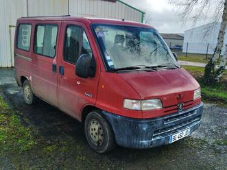 peugeot boxer minibus