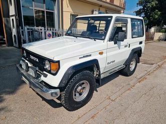 toyota land cruiser ii 2.4 turbodiesel sw lj70 special