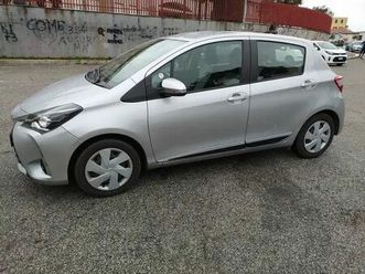 toyota yaris 1.5 hybrid active