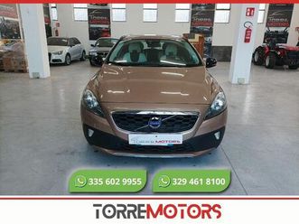 volvo v40 cross country d3 cv 150 geartronic momentum 05/2013