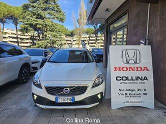 volvo v40 cross country v40 cross country d2 1.6 momentum