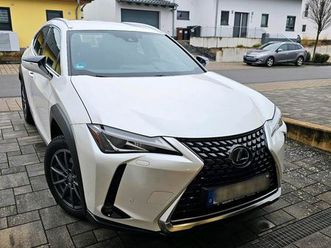 lexus ux250h