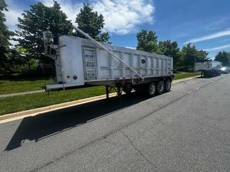 2012 mack granite gu713 , 2001 end dump trailer