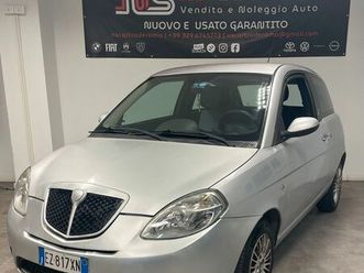 lancia ypsilon 1.2-ok neopatentati