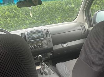 shitet nissan navara 2.5 nafte