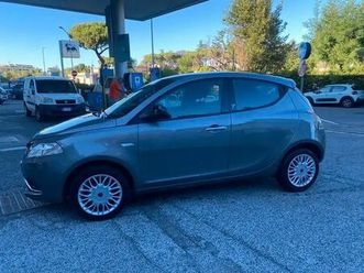 lancia ypsilon 1.3 mjt gold