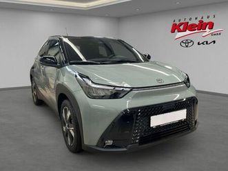 toyota aygo x 1,5 l hybrid teamplayer led apple carplay