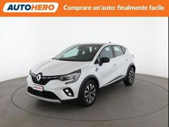 renault captur plug-in hybrid e-tech 160 cv intens