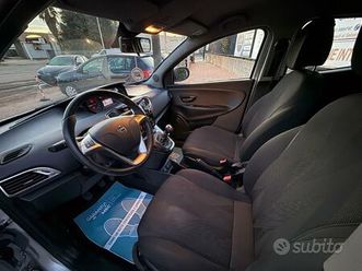 lancia ypsilon km. 12.000! 1.2 benz. gold