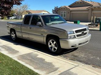 2005 chevy silverado ss awd