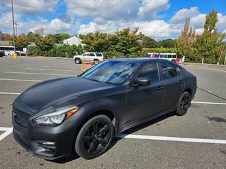 2015 infiniti q70