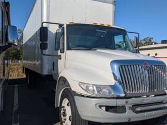 box truck 26ft 2019