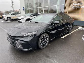 toyota camry 2,5 executive