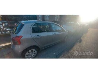 toyota yaris per neopatentati