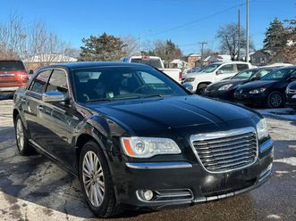 2011 chrysler 300 300c • accident free camera
